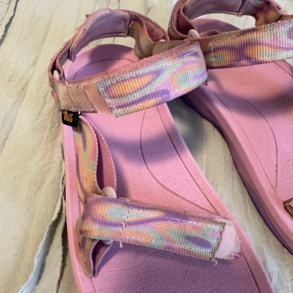 Teva Hurricane XLT2 Sandal | Size 3 - Picture 3 of 10